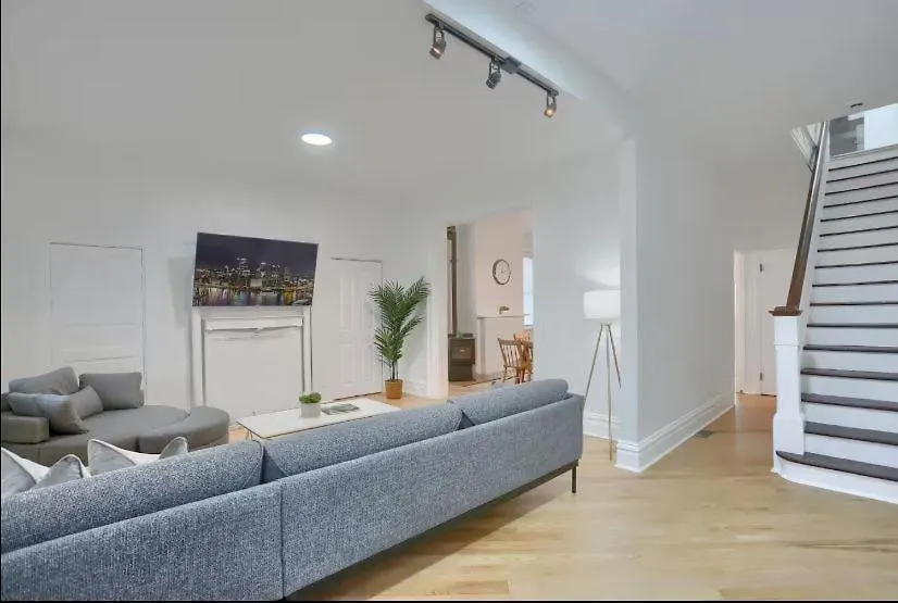 Modern &Spacious 4Bd House In Pittsburgh With Parking Holiday home